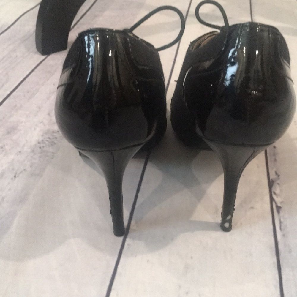 Circa Joan & David Luxe Patent Leather & Suede Lace-up Heels - 8.5 - Picture 3 of 9